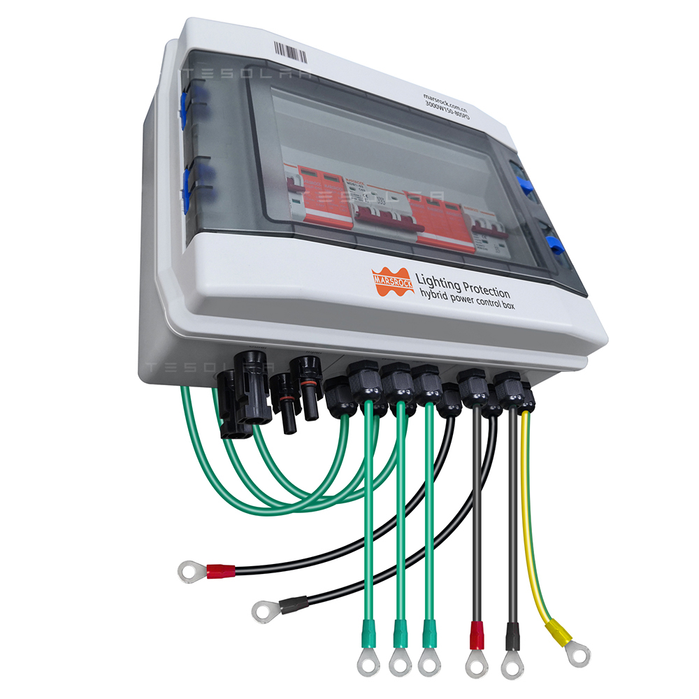 Solar Combiner Box - Kotak Kontrol Daya Hibrid Matahari Angin