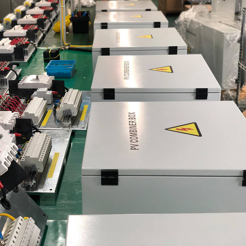 Kotak Kombiner Panel Surya Pen - Solar Combiner Box ulasan dan harga